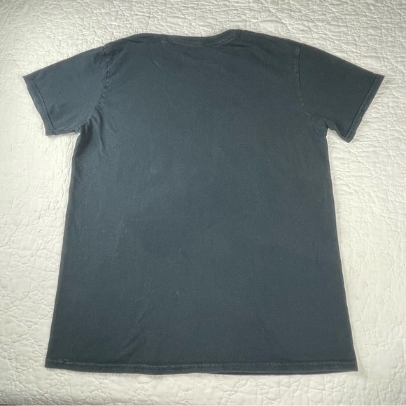 💖 5/$25 Stranger Things Netflix Dungeons & Dragons Men’s Graphic Shirt Size M - Picture 4 of 6